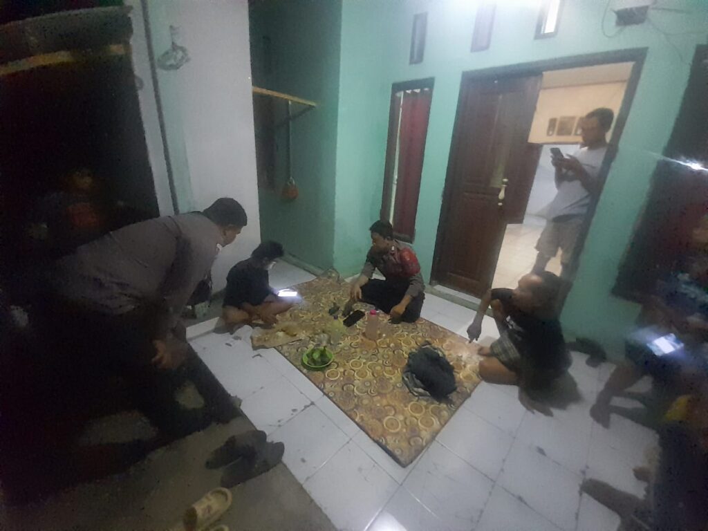Polsek Angsana Amankan Terduga Pelaku Pencurian HP 1 WhatsApp Image 2023 10 15 at 10.10.48