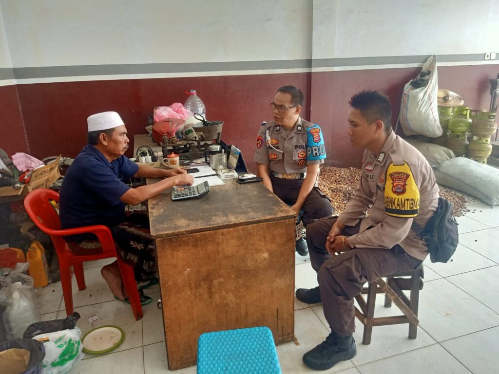 Kunjungan Polsek Cadasari ke Pengusaha Hasil Alam: Membangun Kerjasama dan Keamanan Bersama 4 WhatsApp Image 2024 04 25 at 10.08.59