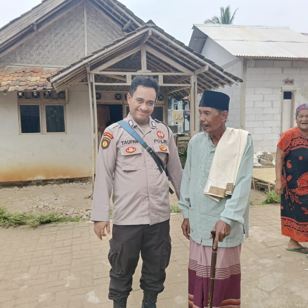 Bhabinkamtibmas Polsek Picung dan Tokoh Agama Jalin Silaturahmi untuk Ciptakan Kondusifitas Kamtibmas. 4 WhatsApp Image 2024 06 07 at 05.16.54