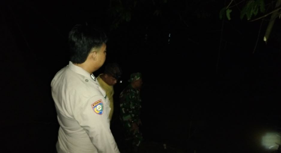 Polsek Munjul dan Koramil 0109 Munjul Lakukan Pencarian Orang Diduga Tenggelam di Sungai Ciliman 8 pm