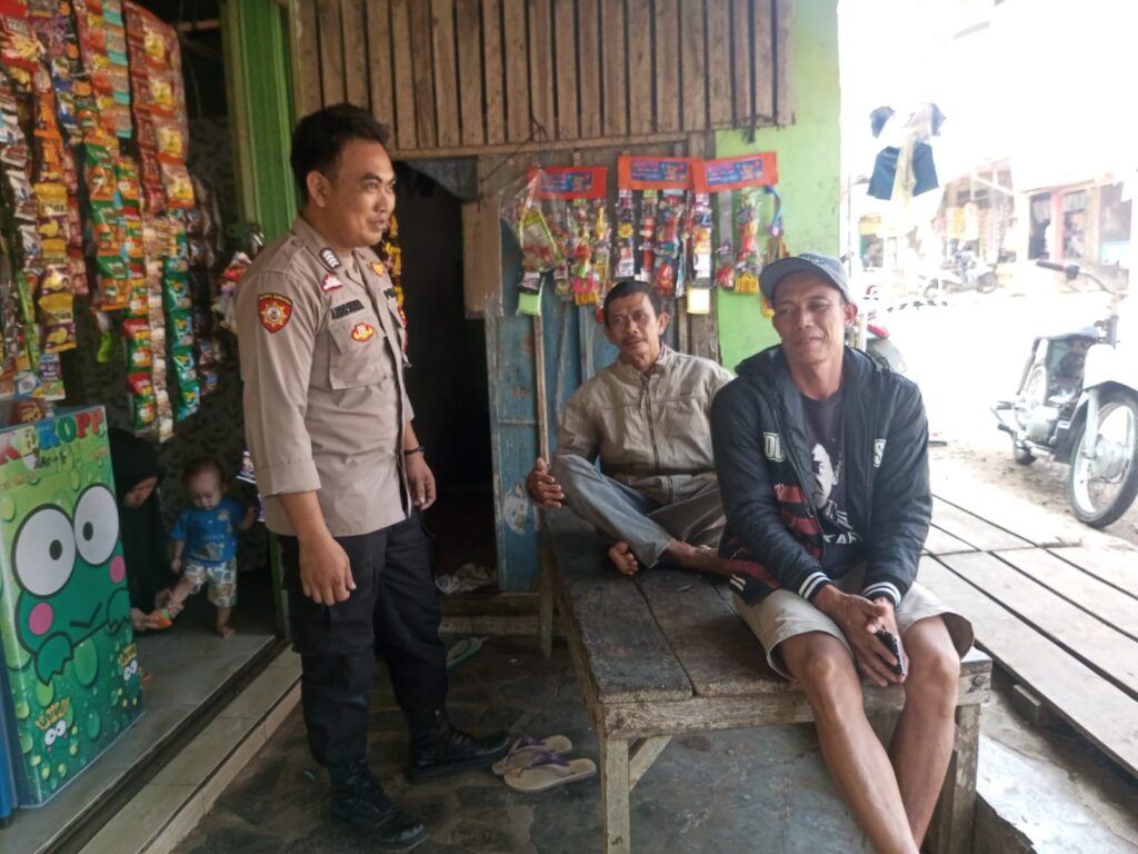 Petugas Polsek Cimanggu Laksanakan Giat Patroli Siang Hari 10 WhatsApp Image 2024 08 09 at 23.22.28