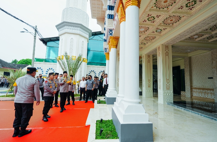 Kunjungi Polda Sumut, Kapolri Tinjau Renovasi Masjid hingga Bakti Sosial 1 IMG 20250322 205715