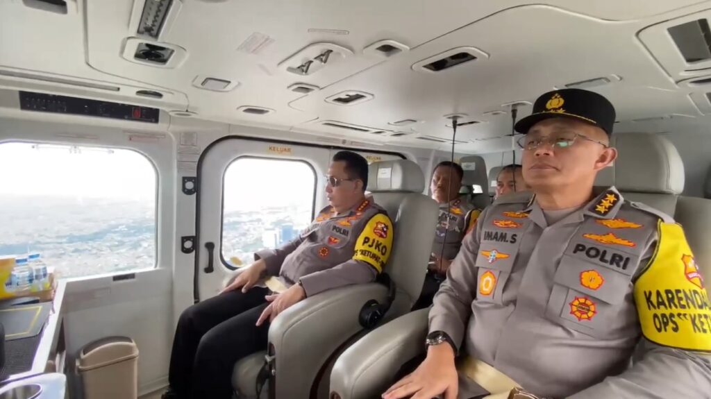 Kapolri Pantau Jalur Mudik Via Udara 10 WhatsApp Image 2025 03 28 at 17.55.19